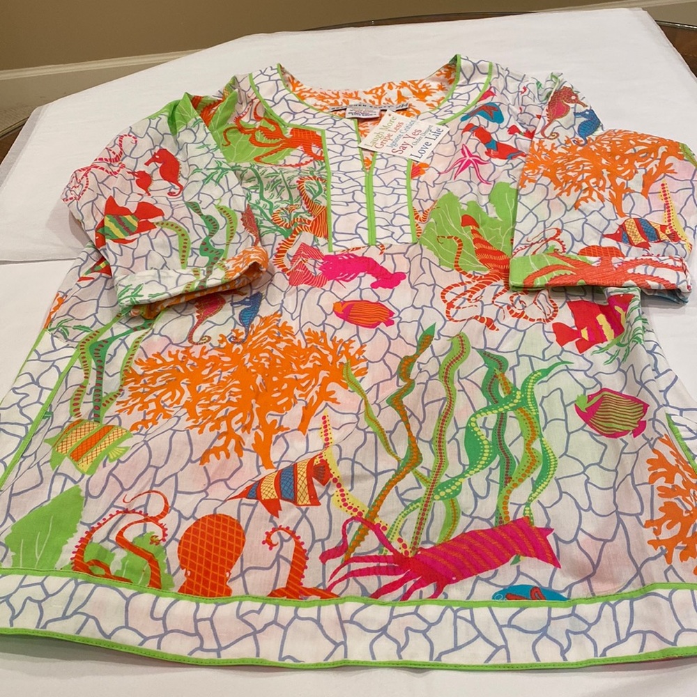 Gretchen tunic size large